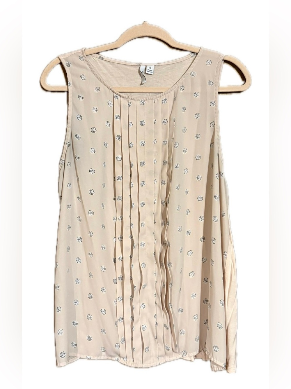 Sleeveless Pleated Dot Blouse - Baby Pink